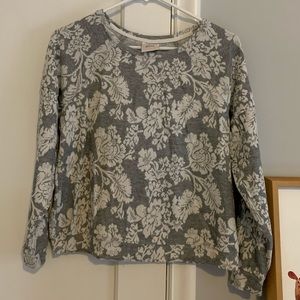 Knox Rose Gray Flowered Crop Sweater